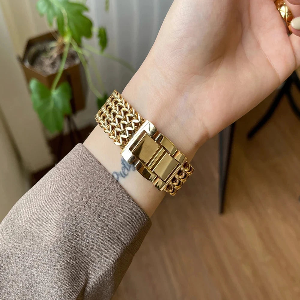 Elegantes Apple Watch Armband aus Edelstahl Rückseite von Myncase
