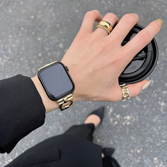 Modisches Apple Watch Kettenarmband aus Edelstahl von Myncase